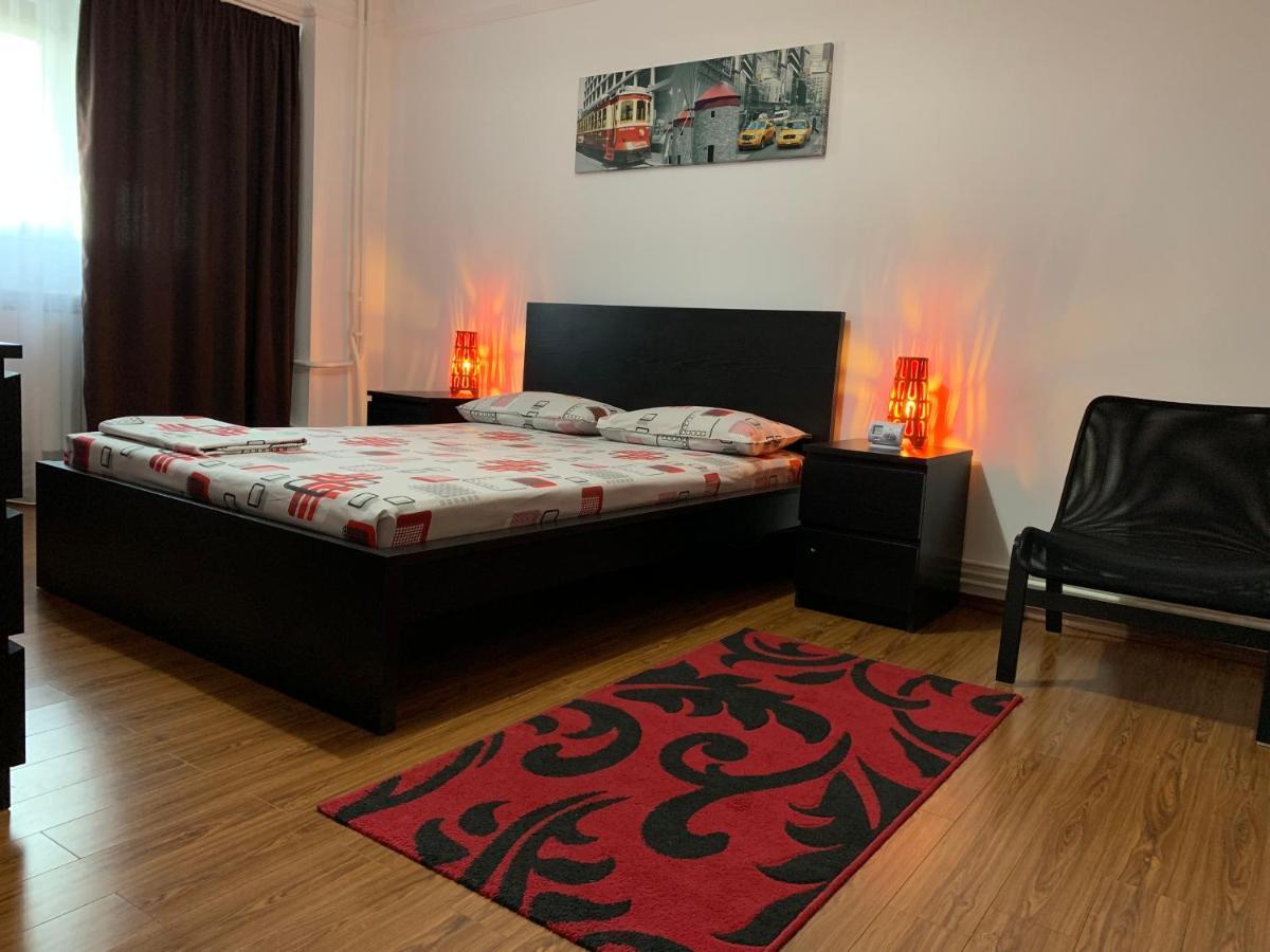Center Apartment Galaţi Exteriör bild